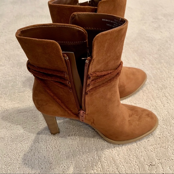 Faux Suede Heeled Tassel Bootie Like New Condition - Picture 6 of 6